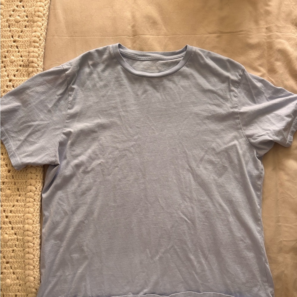 Abercrombie tee
